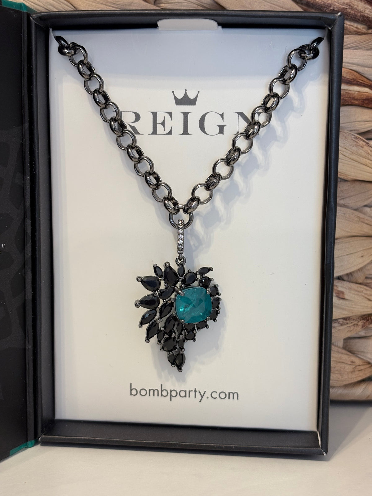 Reign- The Villain Collectioin- Necklace